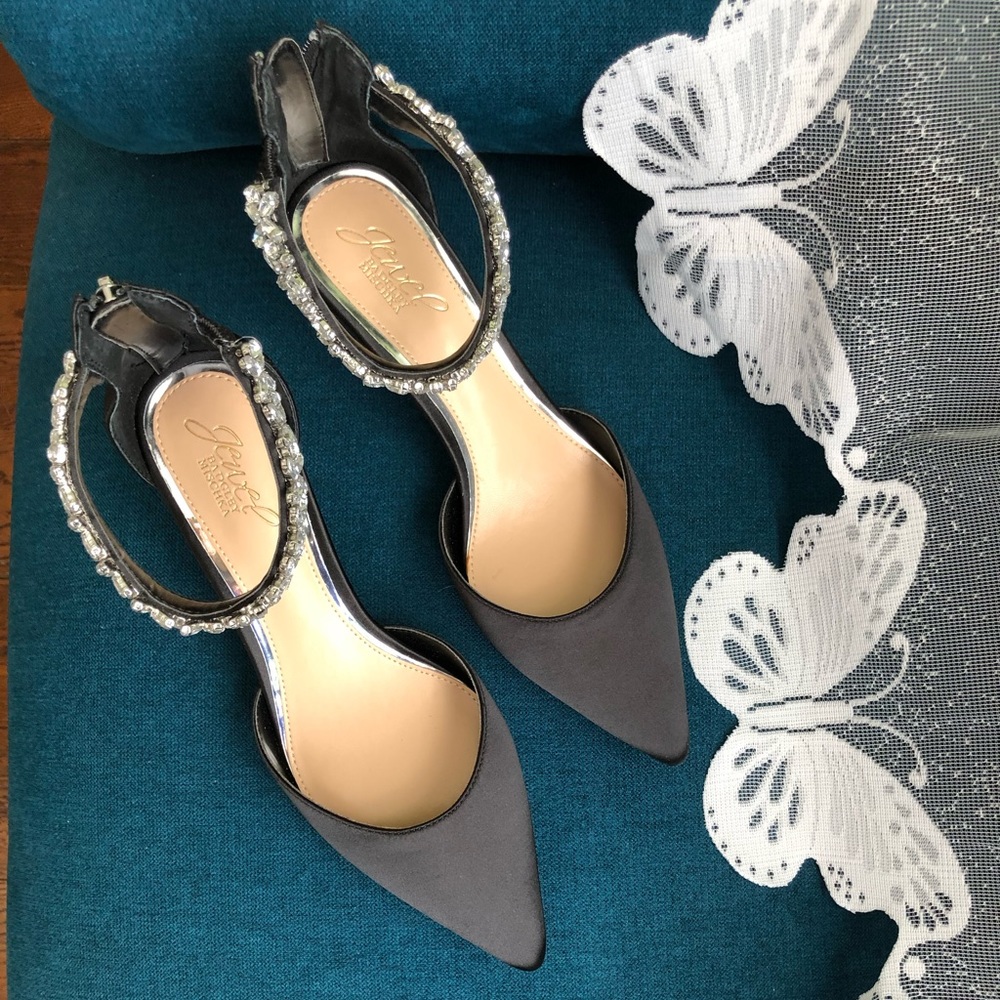 NEW Black Satin Jewel Badgley Mischka Evening Pumps Size 8.5